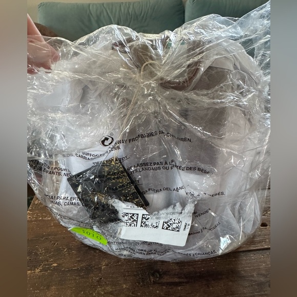 NEW! Loungefly Disney Princess Cakes Mini Backpack - Picture 3 of 8